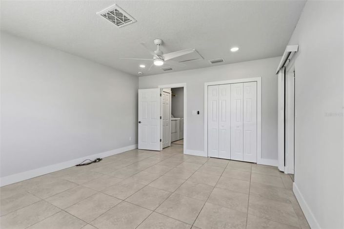 Image No.24-3 Bed Property for sale