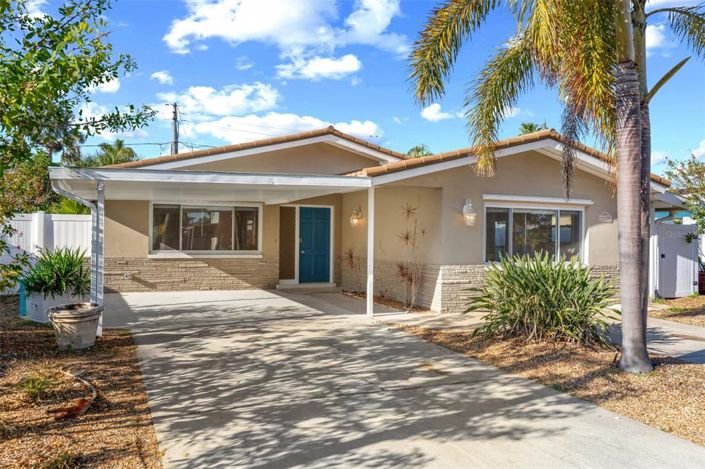 Image No.36-3 Bed Property for sale