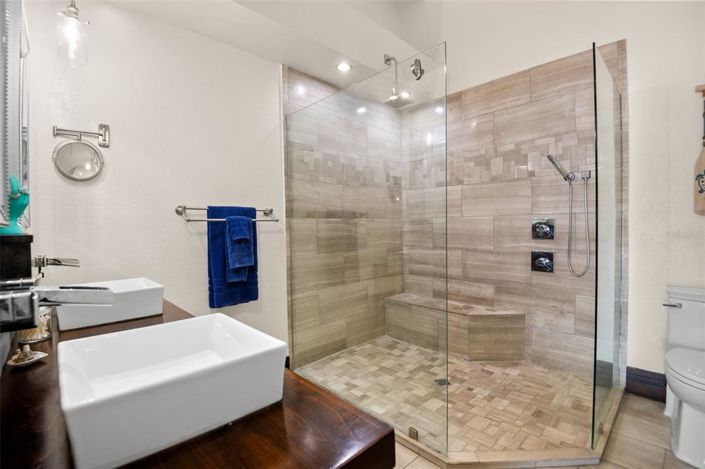 Image No.23-2 Bed Property for sale