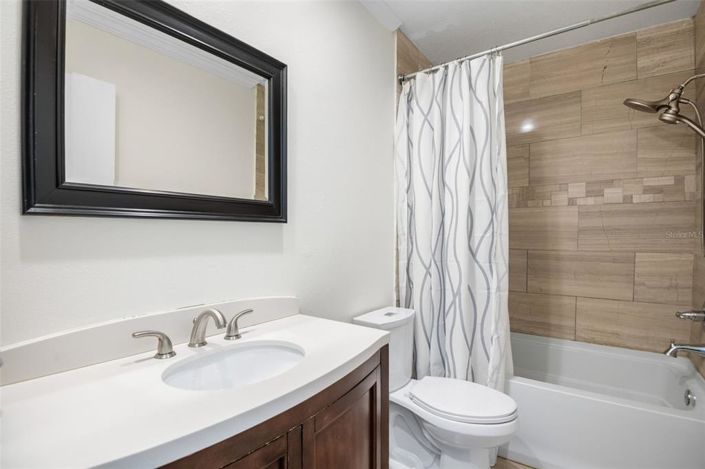 Image No.30-2 Bed Property for sale