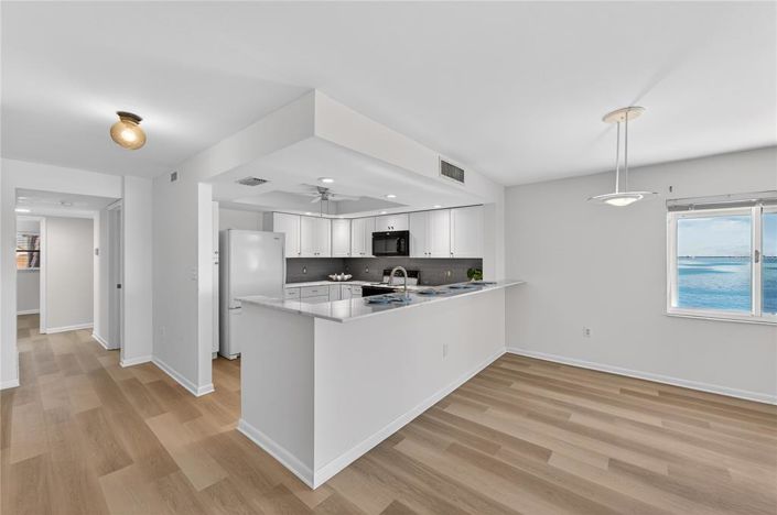 Image No.10-Propriété de 2 chambres à vendre à St. Petersburg