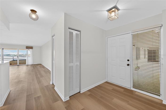 Image No.14-Propriété de 2 chambres à vendre à St. Petersburg