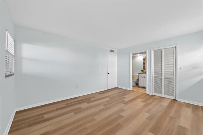 Image No.57-Propriété de 2 chambres à vendre à St. Petersburg