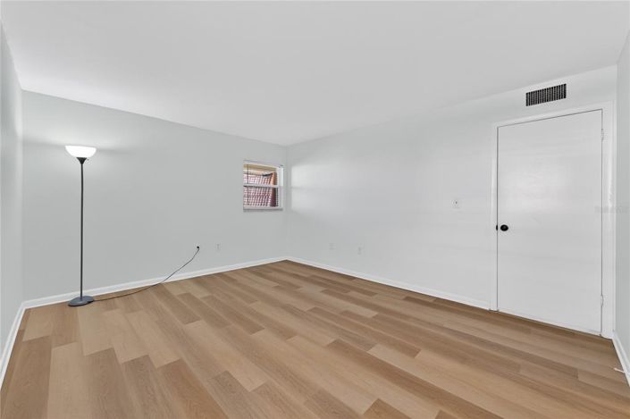 Image No.58-Propriété de 2 chambres à vendre à St. Petersburg