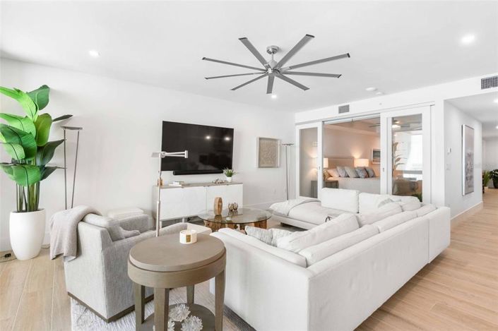 Image No.28-3 Bed Property for sale