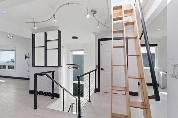 Image No.16-4 Bed Property for sale