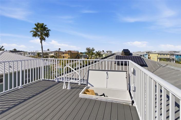 Image No.17-4 Bed Property for sale