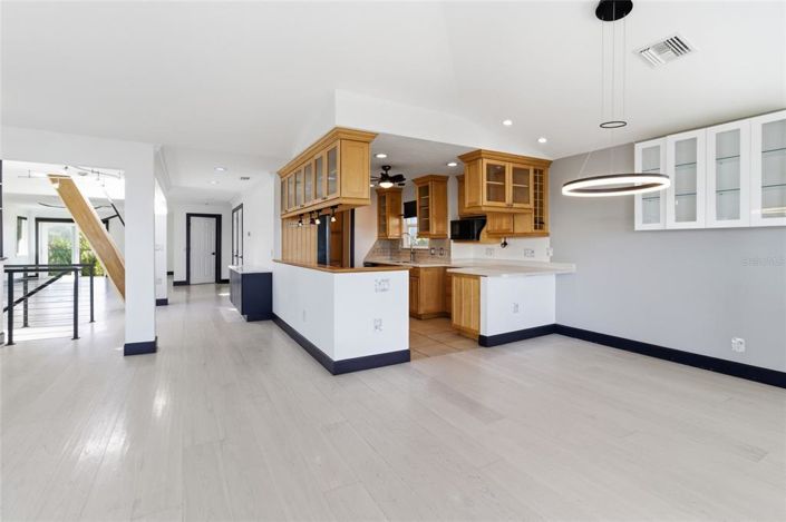 Image No.21-4 Bed Property for sale