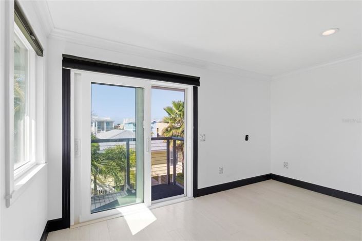 Image No.31-4 Bed Property for sale