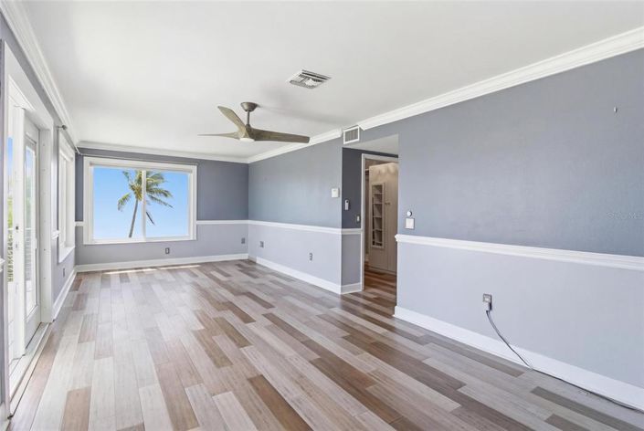 Image No.38-4 Bed Property for sale