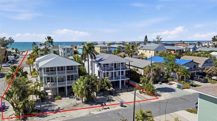 Image No.4-4 Bed Property for sale