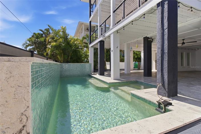 Image No.8-4 Bed Property for sale