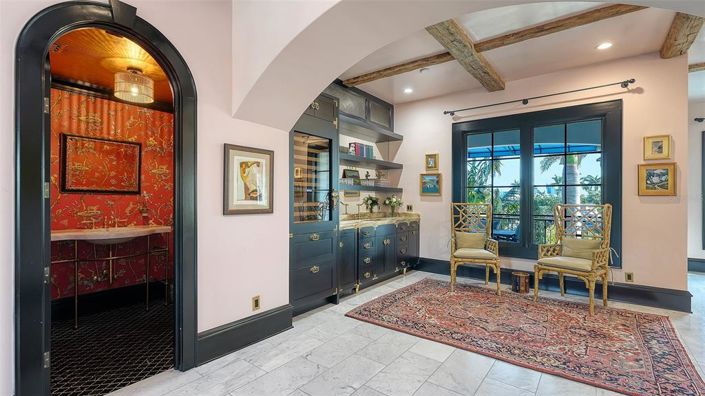 Image No.13-4 Bed Property for sale