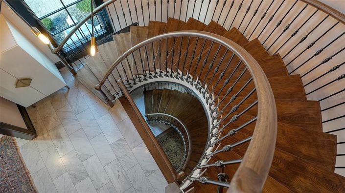 Image No.41-4 Bed Property for sale