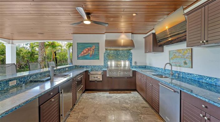 Image No.52-4 Bed Property for sale