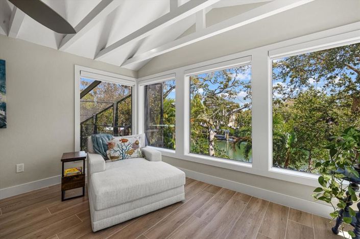 Image No.30-3 Bed Property for sale