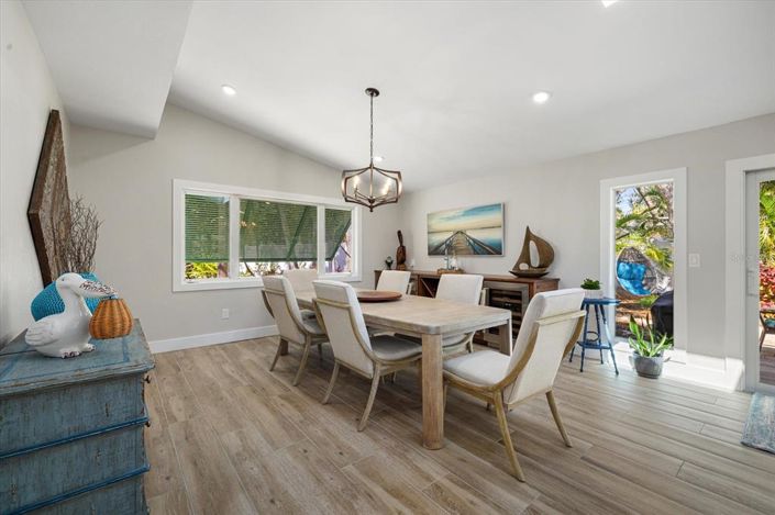 Image No.45-3 Bed Property for sale