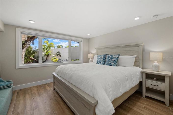 Image No.55-3 Bed Property for sale