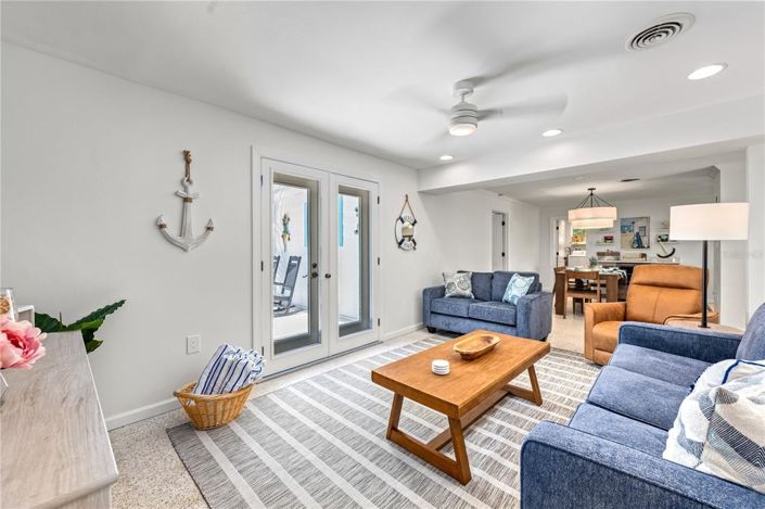 Image No.11-4 Bed Property for sale