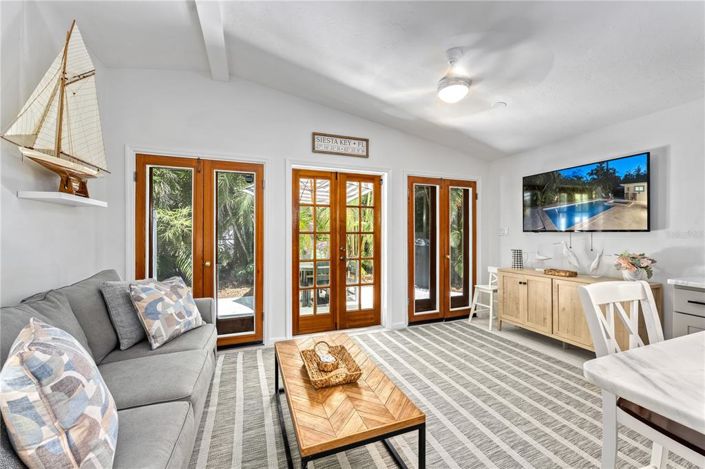 Image No.17-4 Bed Property for sale