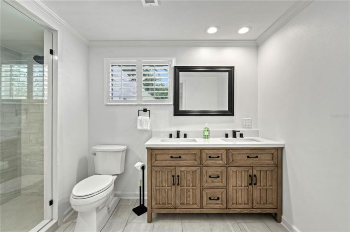 Image No.24-4 Bed Property for sale