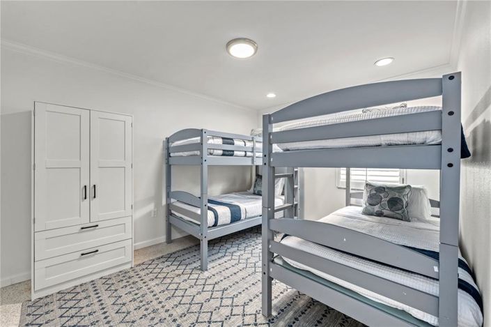 Image No.32-4 Bed Property for sale