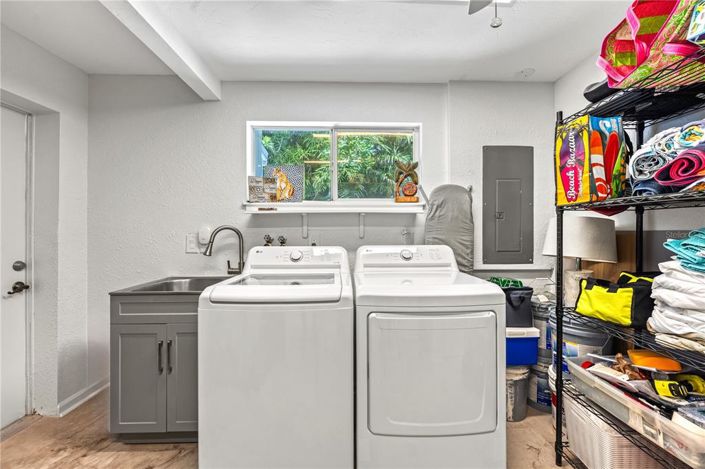 Image No.35-4 Bed Property for sale