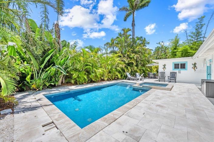 Image No.41-4 Bed Property for sale