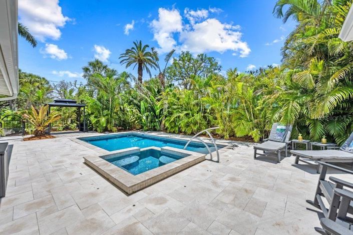 Image No.42-4 Bed Property for sale