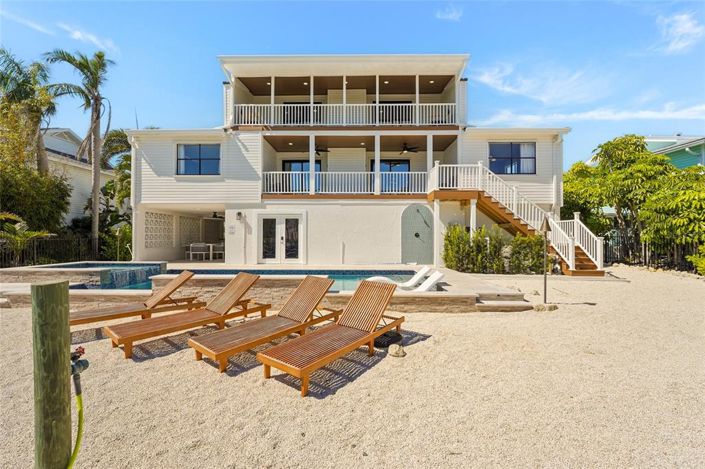 Image No.16-4 Bed Property for sale