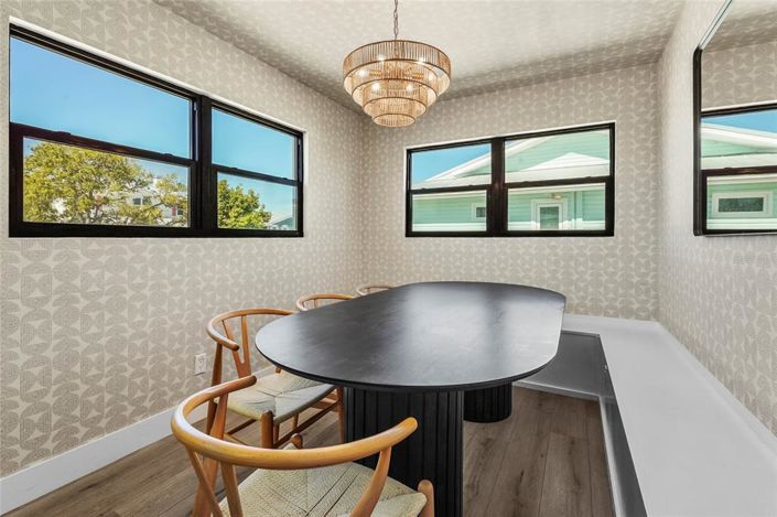 Image No.29-4 Bed Property for sale