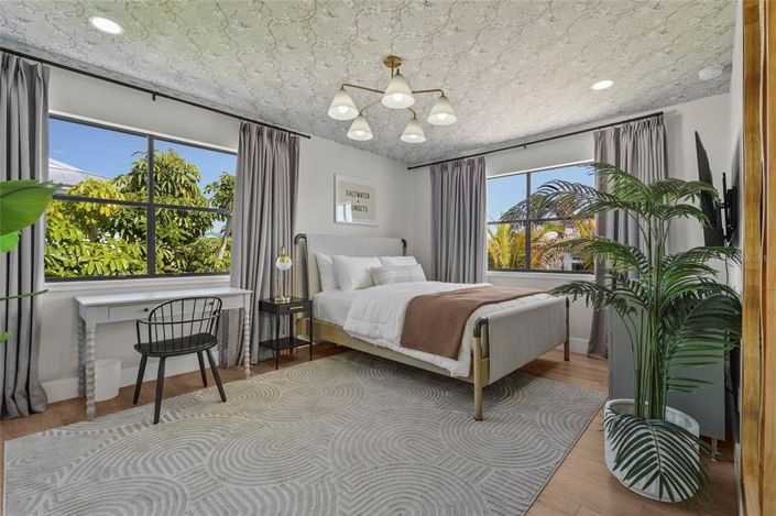 Image No.36-4 Bed Property for sale