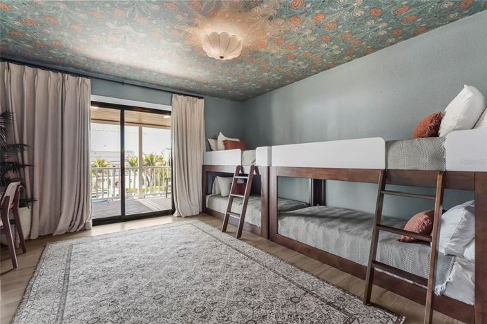 Image No.49-4 Bed Property for sale