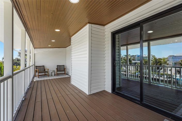 Image No.55-4 Bed Property for sale