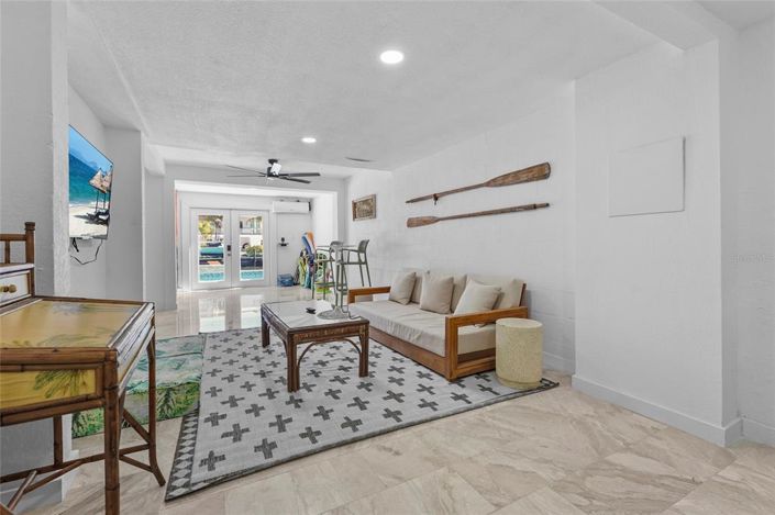 Image No.59-4 Bed Property for sale