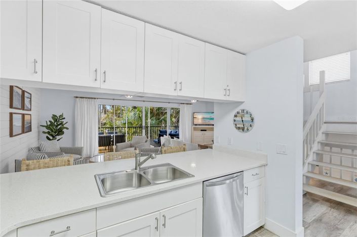 Image No.13-3 Bed Townhouse for sale