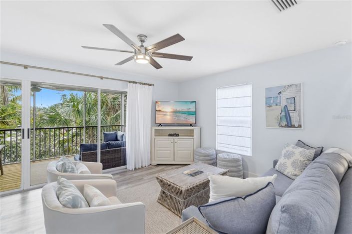 Image No.8-3 Bed Townhouse for sale