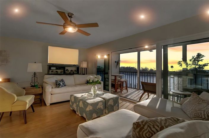 Image No.17-3 Bed Property for sale