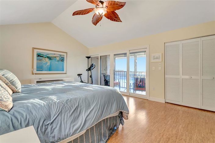 Image No.26-3 Bed Property for sale