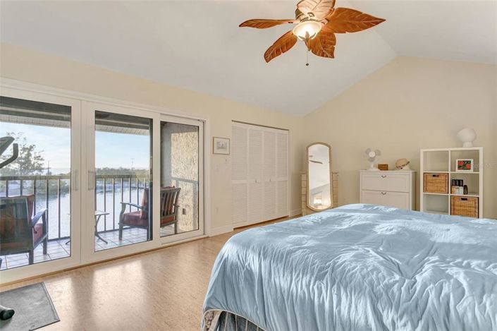 Image No.27-3 Bed Property for sale