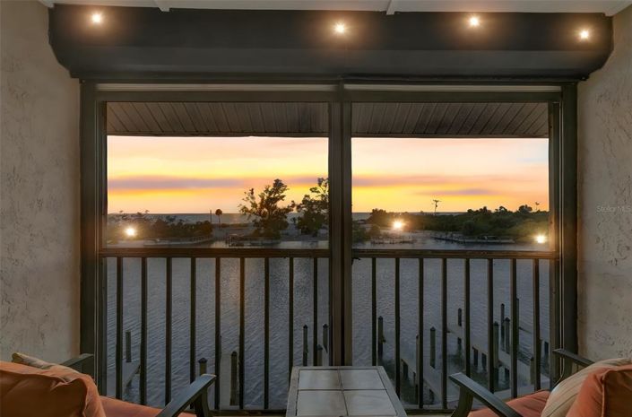 Image No.29-3 Bed Property for sale