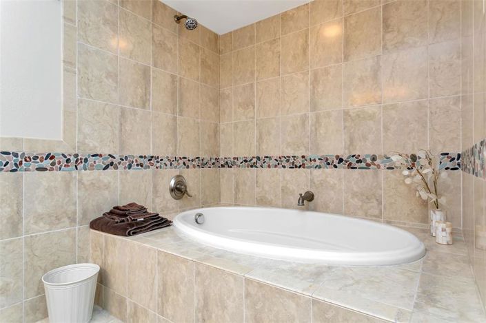 Image No.34-3 Bed Property for sale