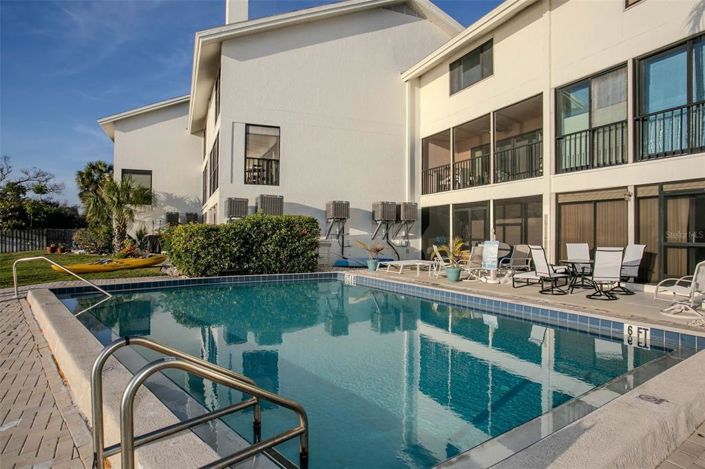 Image No.56-3 Bed Property for sale