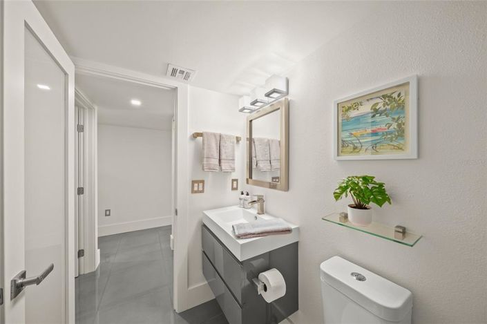 Image No.38-2 Bed Property for sale