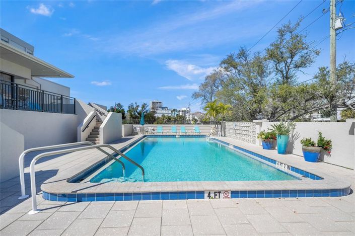 Image No.50-2 Bed Property for sale