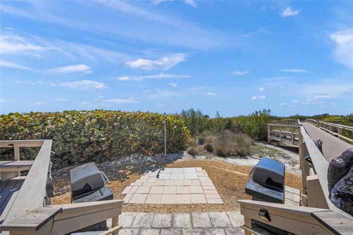 Image No.56-2 Bed Property for sale