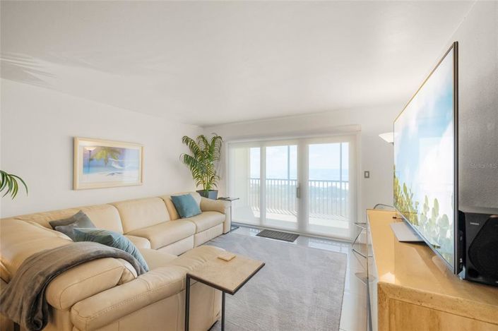 Image No.8-2 Bed Property for sale