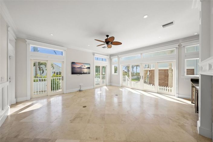 Image No.26-4 Bed Property for sale