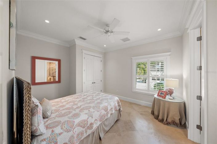 Image No.42-4 Bed Property for sale