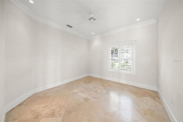 Image No.44-4 Bed Property for sale